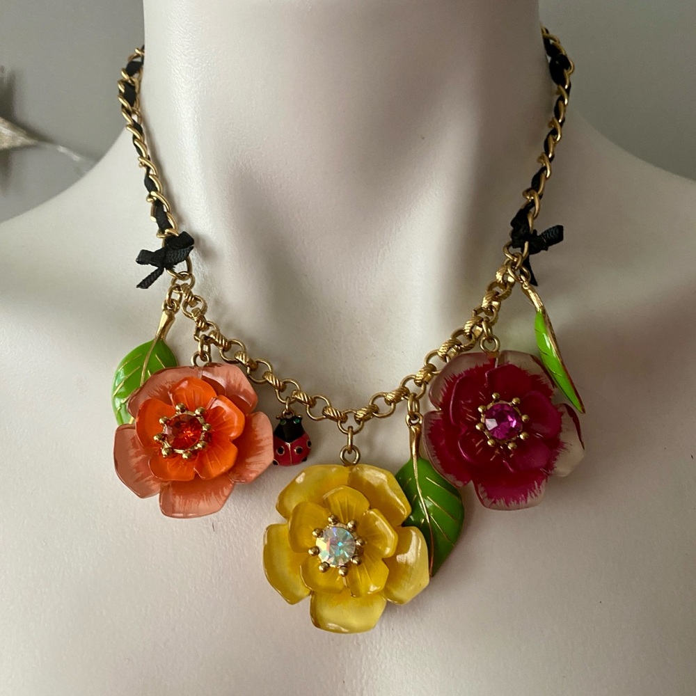 Betsey Johnson Matching Set: Necklace, Bracelet, Earrings. EUC. - Picture 2 of 3